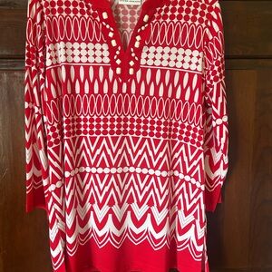Susan Graver red  and White Patterned Women's knit Top